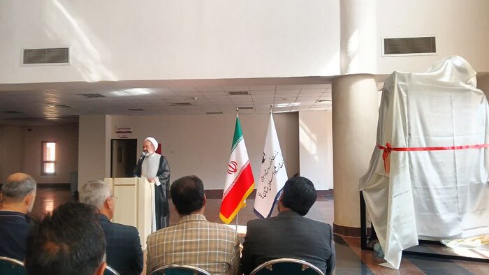 مشاور وزیر فرهنگ در یزد مطرح کرد: تداوم ساخت و نصب تندیس مفاخر کشور در استان‌ها
