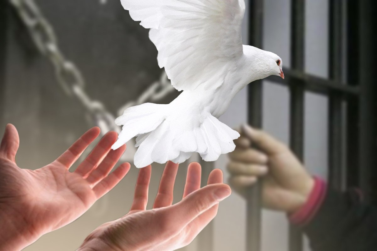 آزادی زندانیان واجد شرایط شاهرود و گرمسار در آستانه روز پدر