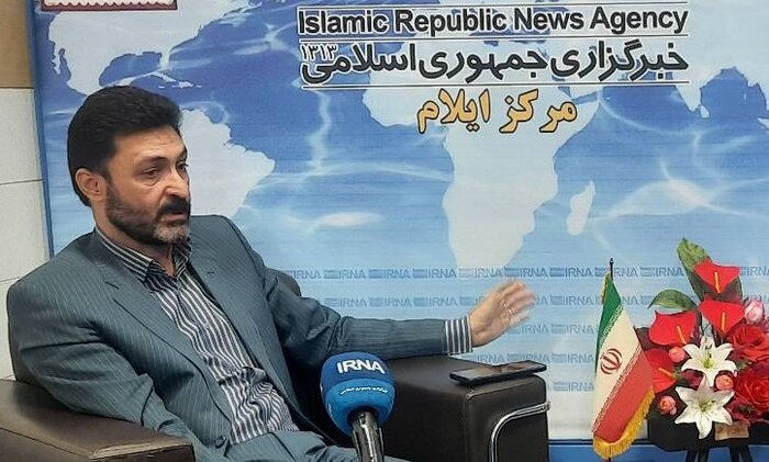 فوتبال ایلام نیازمند زمین چمن استاندارد و حمایت مالی است