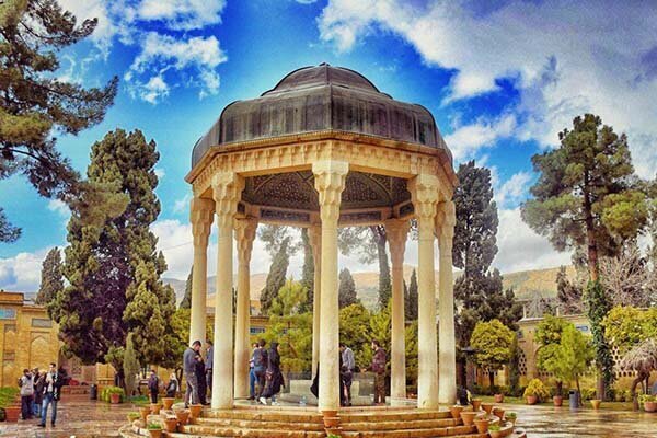 تمجید «حافظ شیرازی» از مهمان نوازی یزدی‌ها