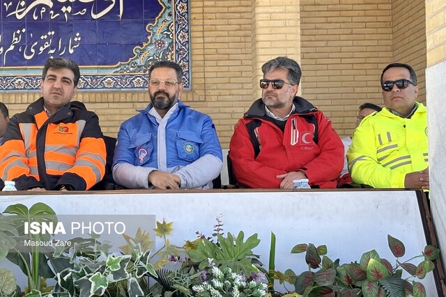 آماده‌باش زمستانی پلیس و امدادگران یزد/۹۶ تیم در محورهای برف‌گیر مستقر شدند