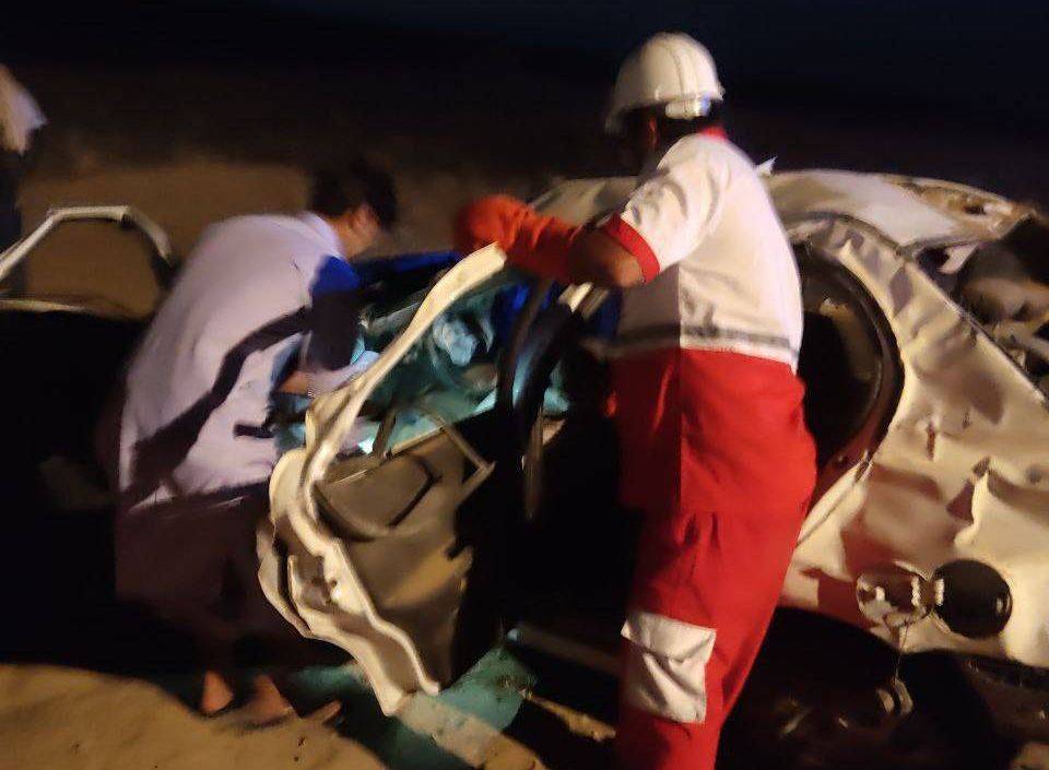 واژگونی خودروی سواری در بزرگراه کرج  قزوین