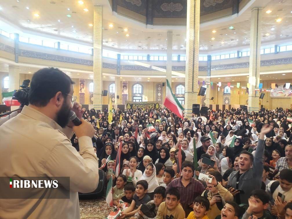 اجتماع استکبار ستیزی در آستانه ۱۳ آبان