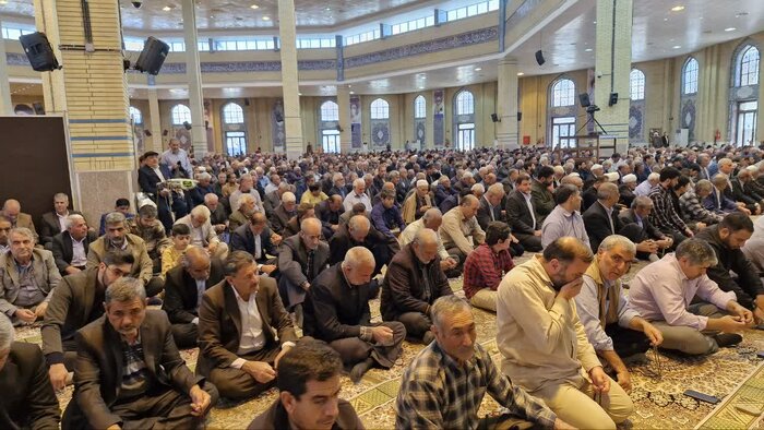 امام جمعه ایلام: دانشگاه جای پیادهنظام دشمن نیست