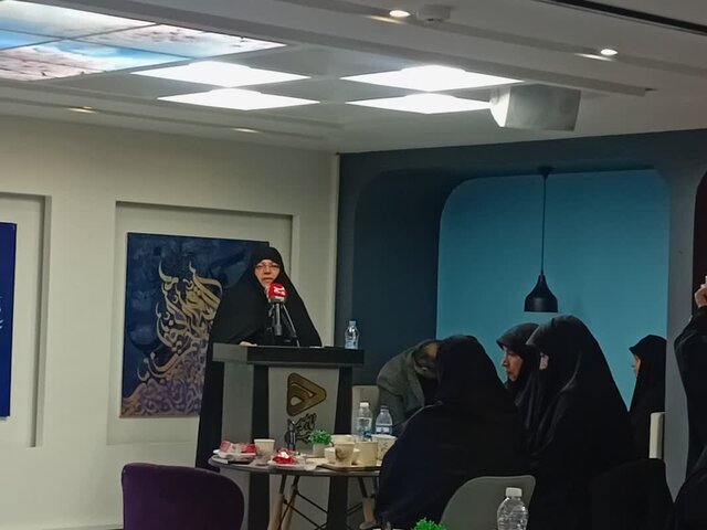 زن مسلمان و نقشه‌ای که شیاطین کشیده‌اند