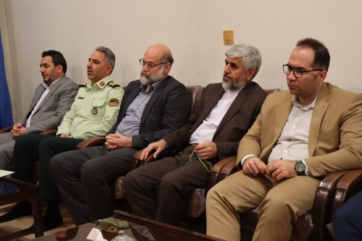 انتقاد تند امام‌جمعه ایلام از ضعف نظارت بر ساخت و سازهای غیرمجاز