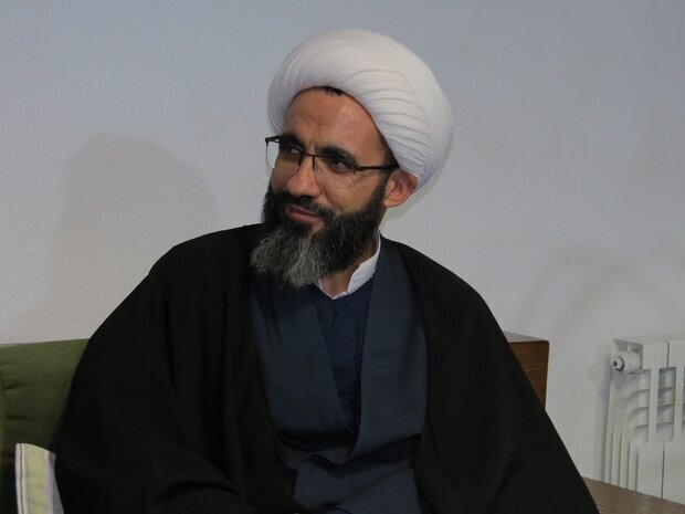 امام جمعه شهرستان: فردیس باید فرمانداری ویژه داشته باشد