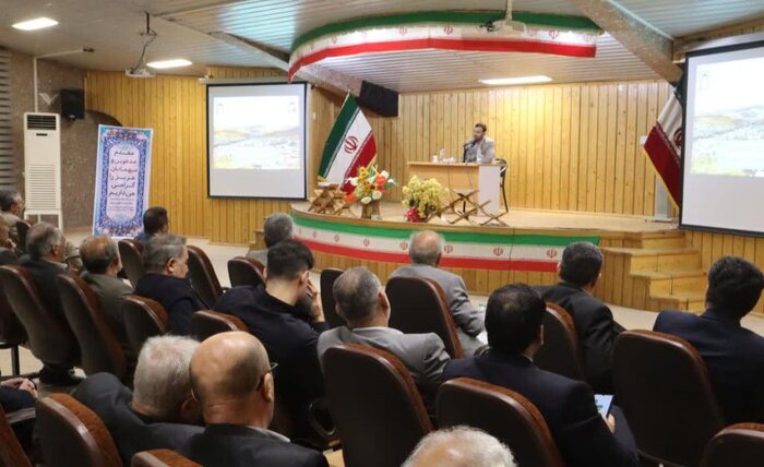 نماینده گرمی و انگوت: سادهزیستی رئیسجمهور از نقاط قوت ایشان است