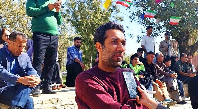 تئاتر خیابانی باید از طریق تصویر و حرکت با مخاطب ارتباط برقرار کند