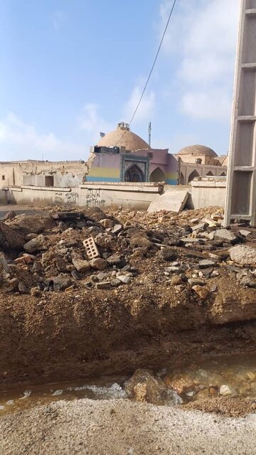 نفوذ رطوبت به دو اثر شاخص سمنان