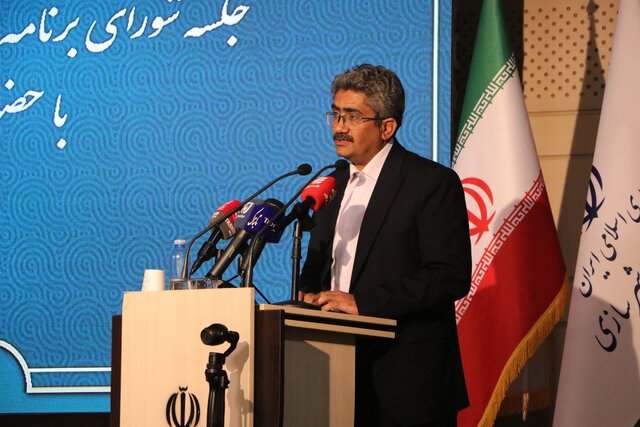 نمایندە مردم سنندج و دیواندرە در مجلس شورای اسلامی: وزارت راه و شهرسازی کردستان را بهصورت ویژه ببیند