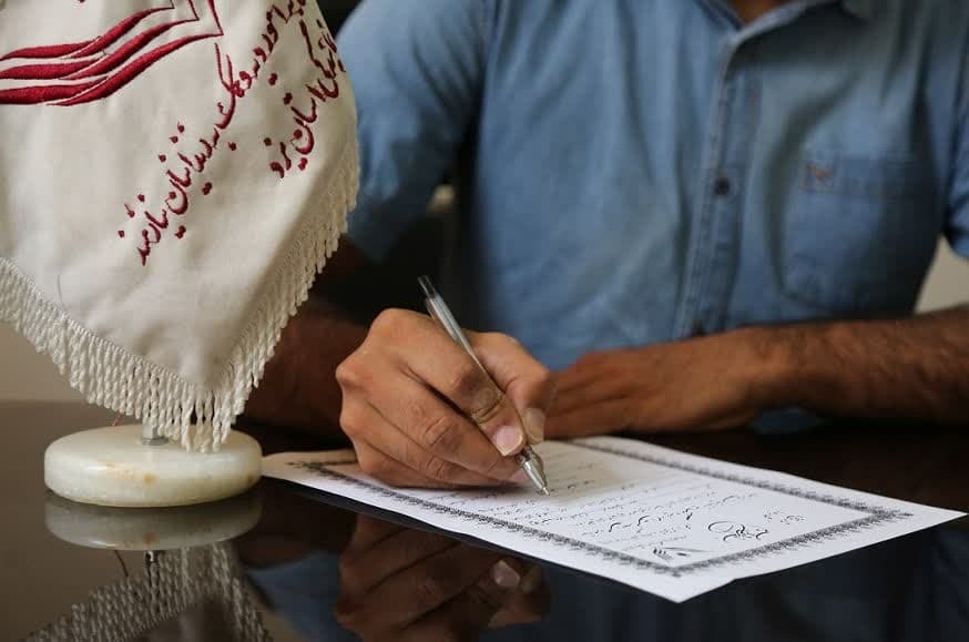 دندان‌پزشک یزدی، گره‌گشای زندانیان غیرعمد