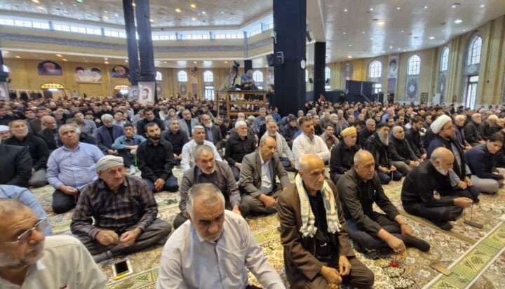 امام جمعه ایلام: وحدت و ولایت فقیه، رمز اقتدار ایران در برابر توطئه دشمنان است