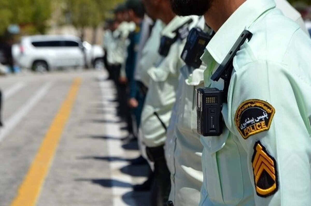 روایت یک خبرنگار از زندگی با «پلیس»