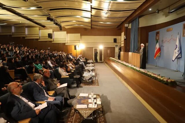 می‌خواهیم عدالت را در مقام عمل ببینیم