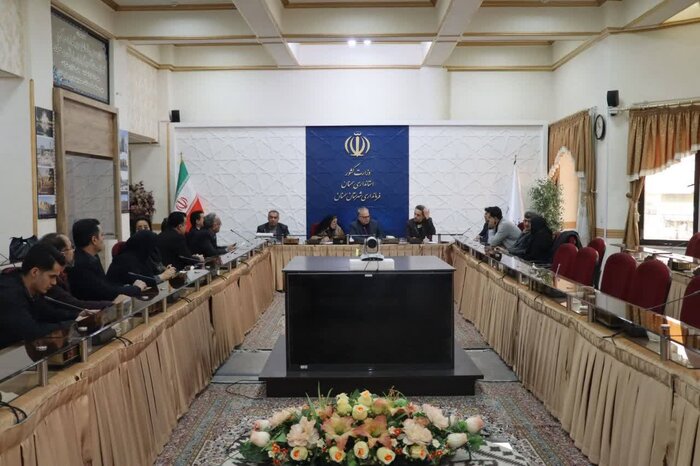 فرماندار سمنان: رضایت مردم از کیفیت نان خط قرمز همه بخش‌ها باشد